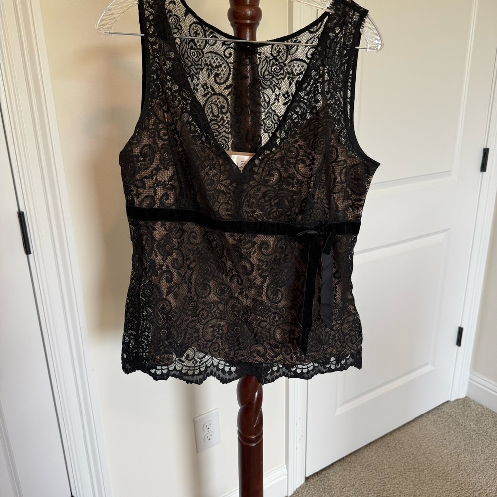 LOFT Black Lace Sleeveless V-Neck Shell with bow